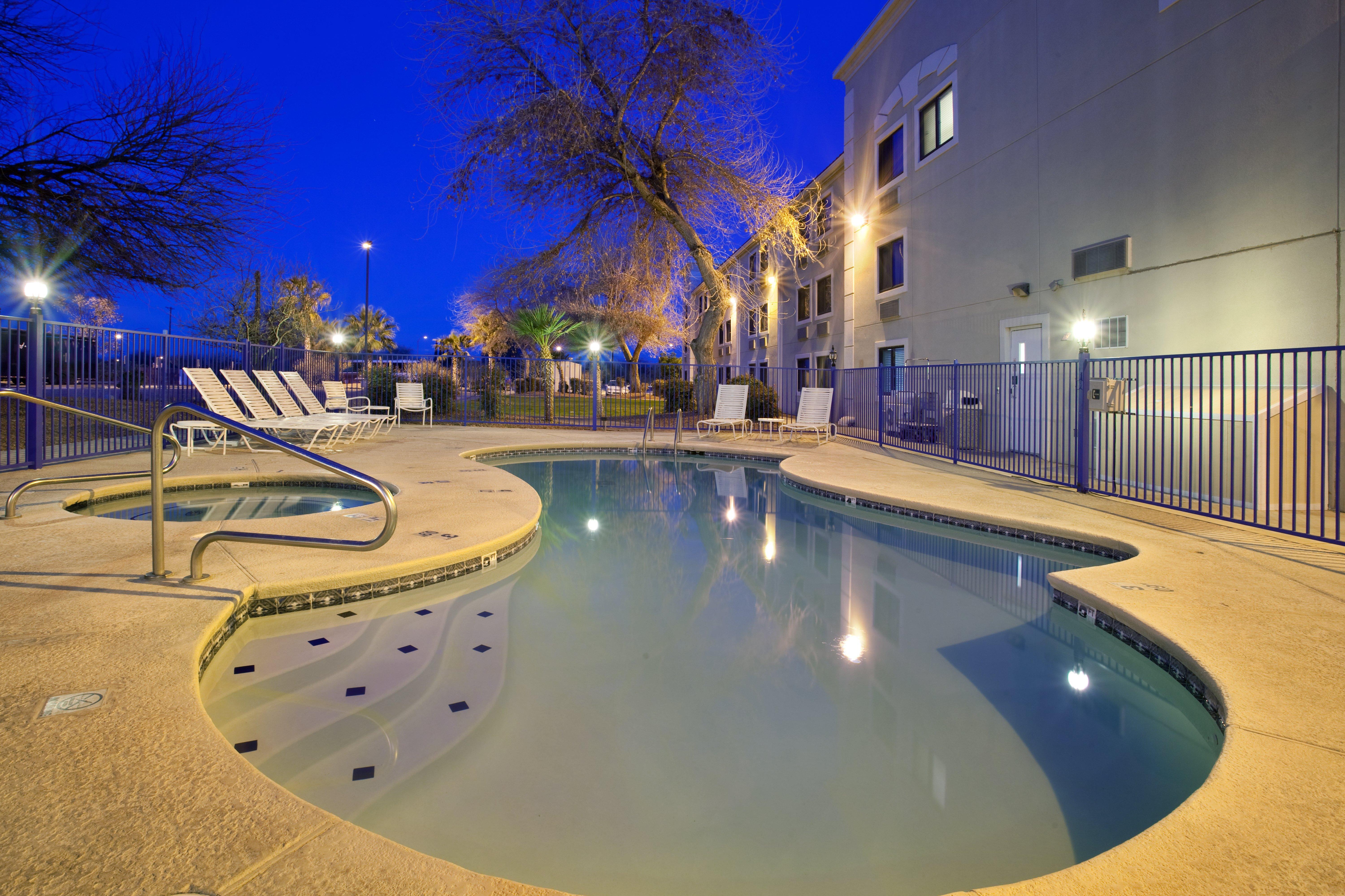 Holiday Inn Express Tucson-Airport By Ihg Exterior foto